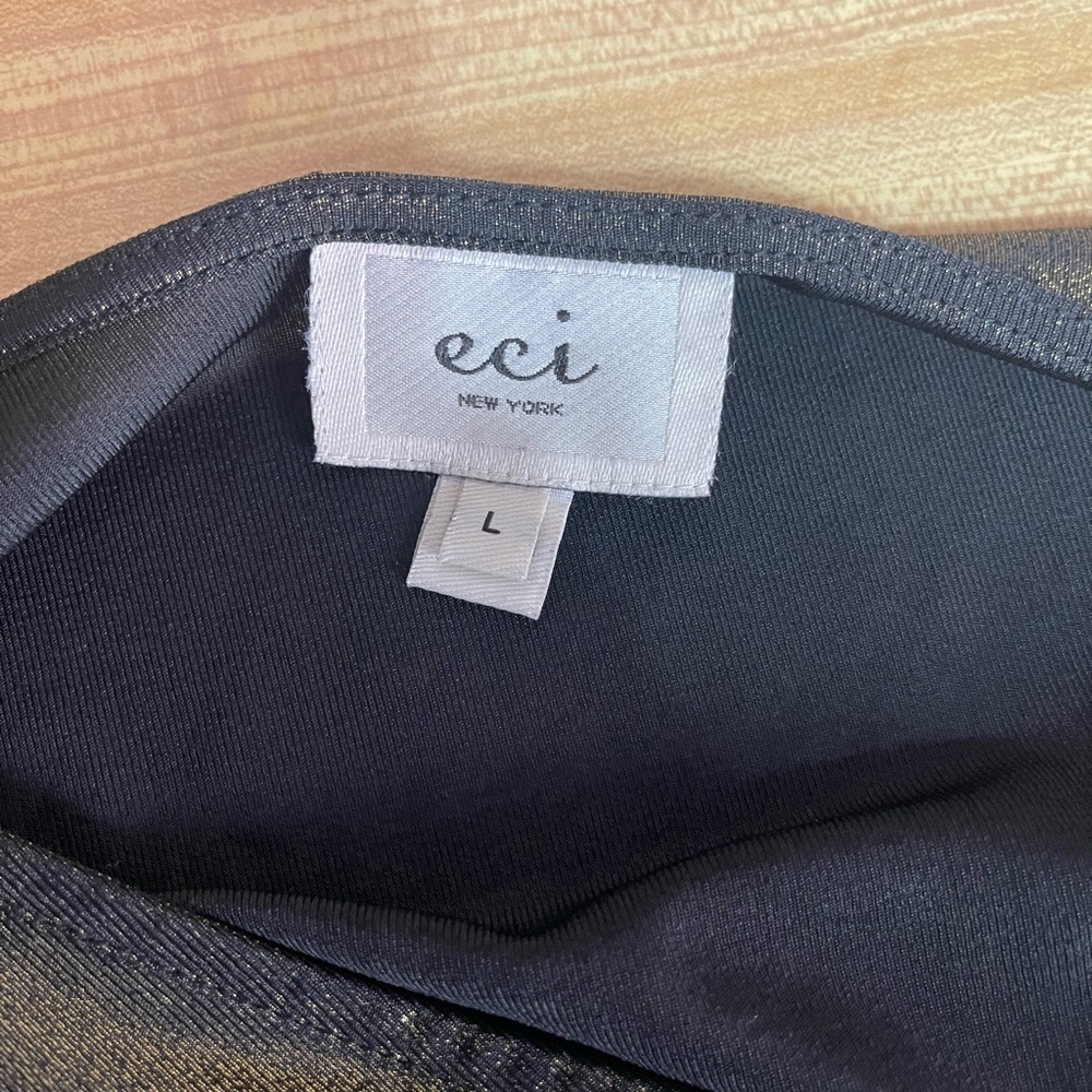 ECI New York metallic V-neck tunic blouse Women’s size L - Picture 13 of 15